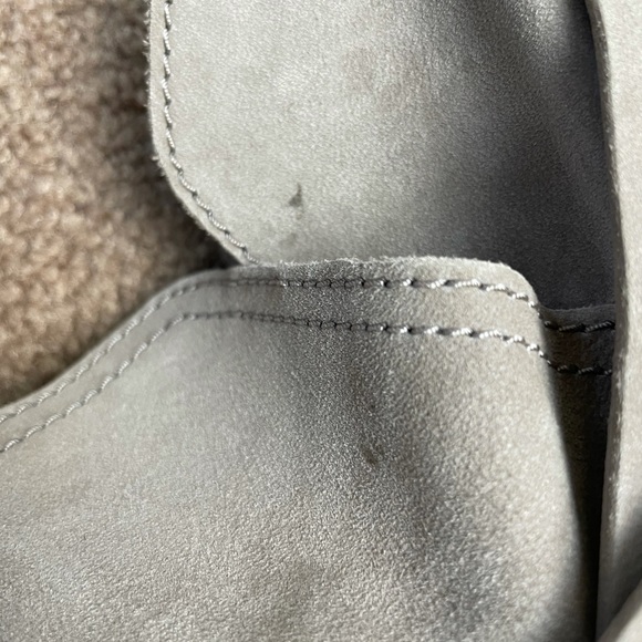 UGG Taupe Elora Suede Ankle Booties Size 8 - Picture 4 of 12